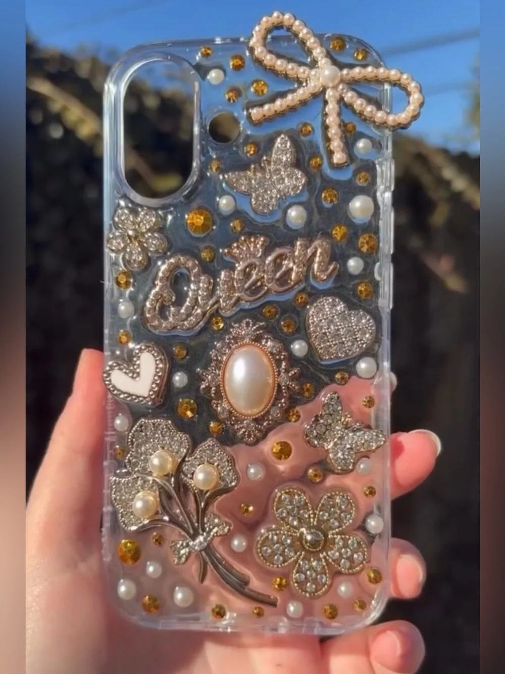 iPhone charm case